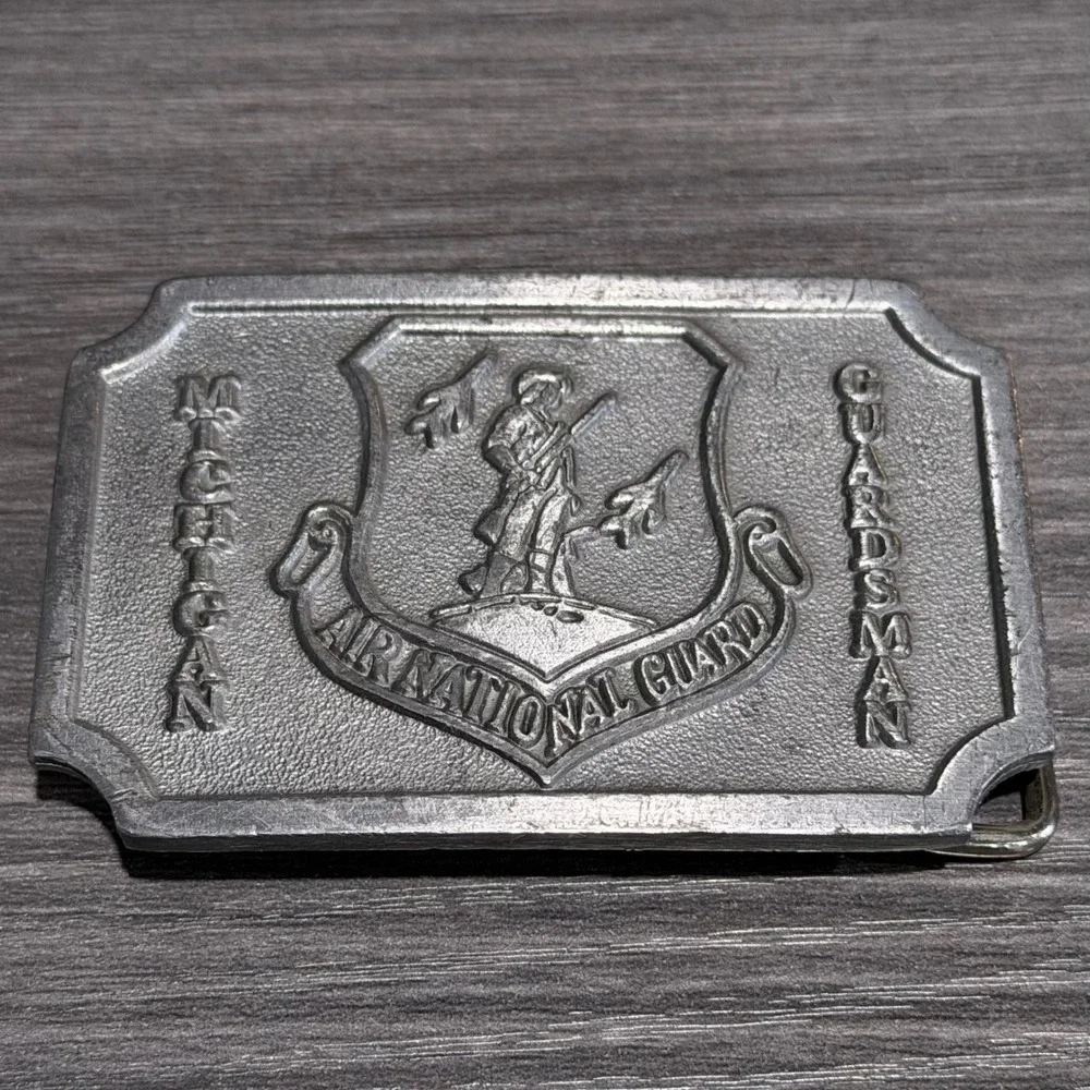 Vtg Michigan Air National Guard Belt Buckle Hit Line USA Military‎ Silver Tone